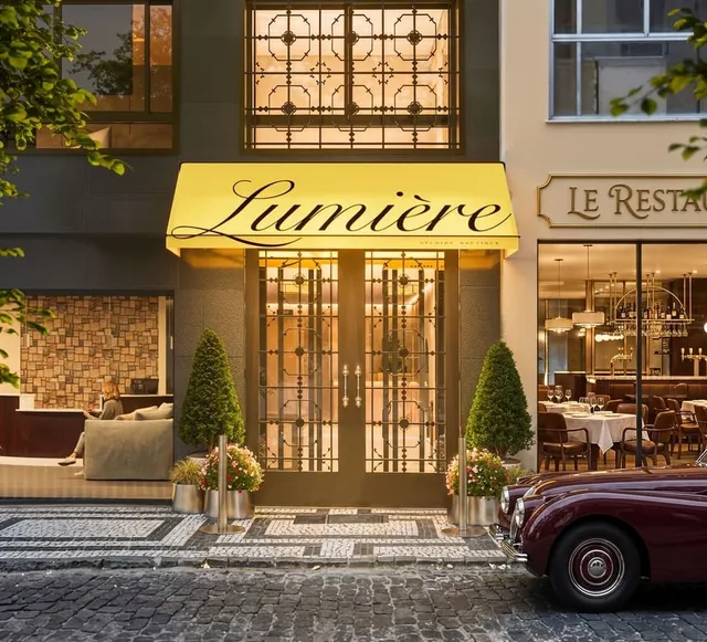 Fachada do Lumière Studios Boutique no Centro do Rio
