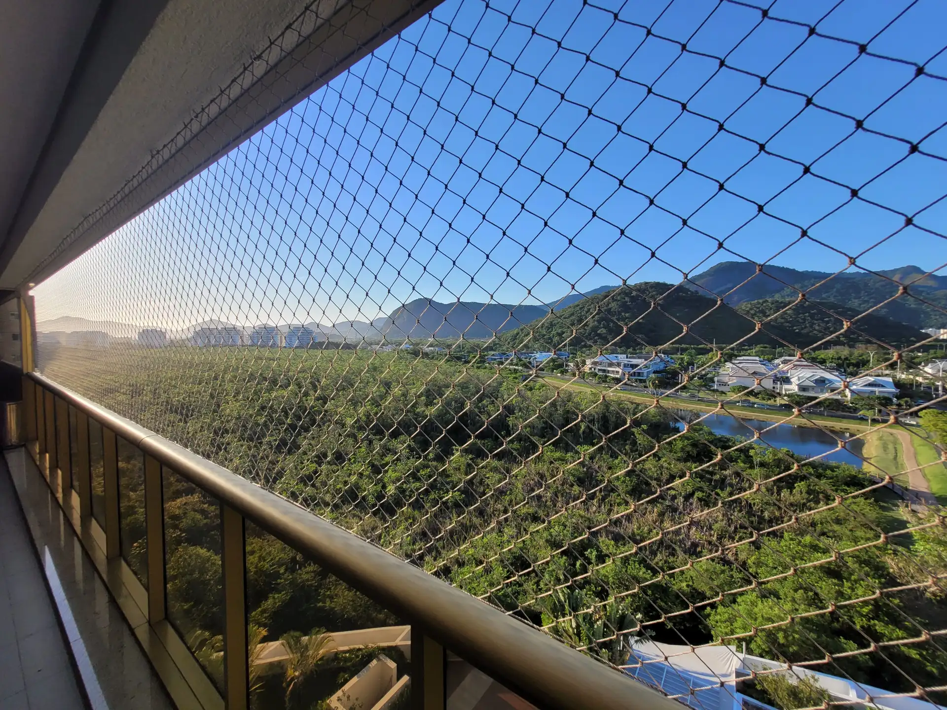 Vista de pôr do sol no apartamento Royal Blue Barra da Tijuca