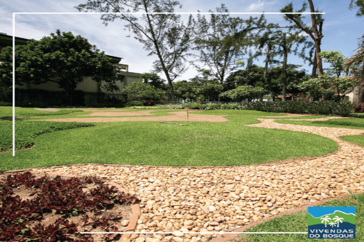 Campo de mini golfe exclusivo do condomínio Vivendas do Bosque Barra da Tijuca – lazer para toda família