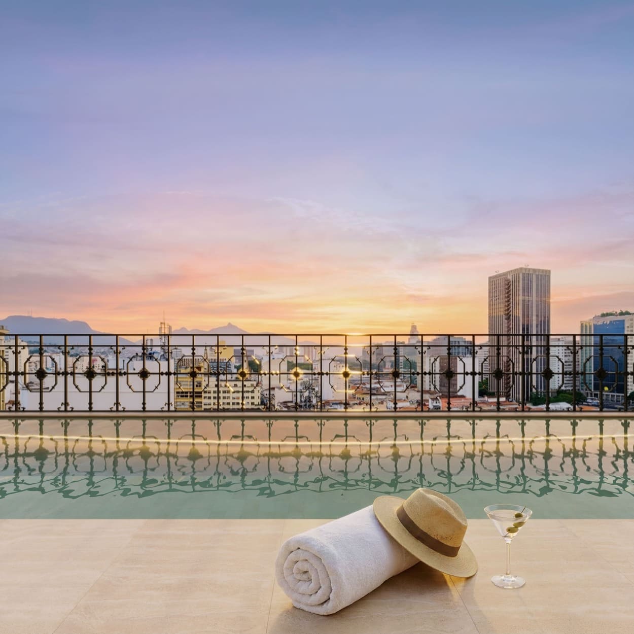 Piscina no Rooftop – Vista do Rio